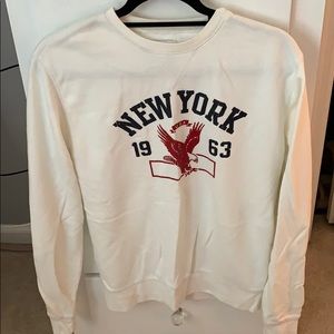 Men’s Old Navy sweatshirt